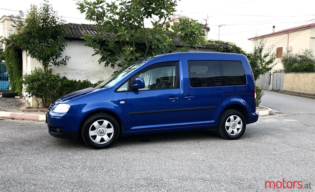 2008' Volkswagen Caddy photo #3