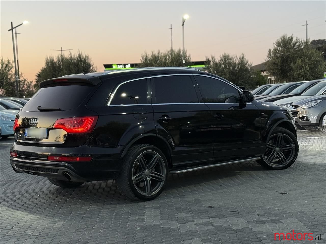 2011' Audi Q7 photo #6