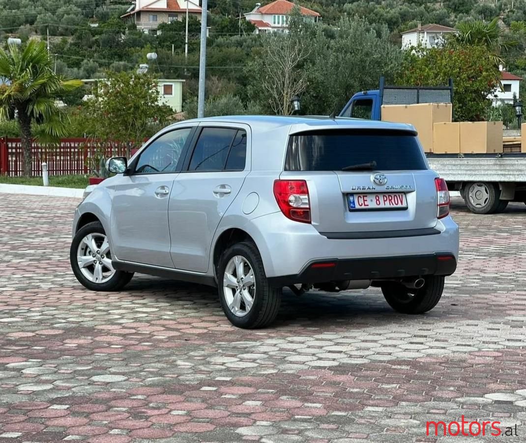 2009' Toyota Urban Cruiser photo #4