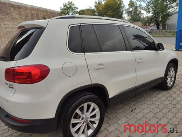 2013' Volkswagen Tiguan photo #5