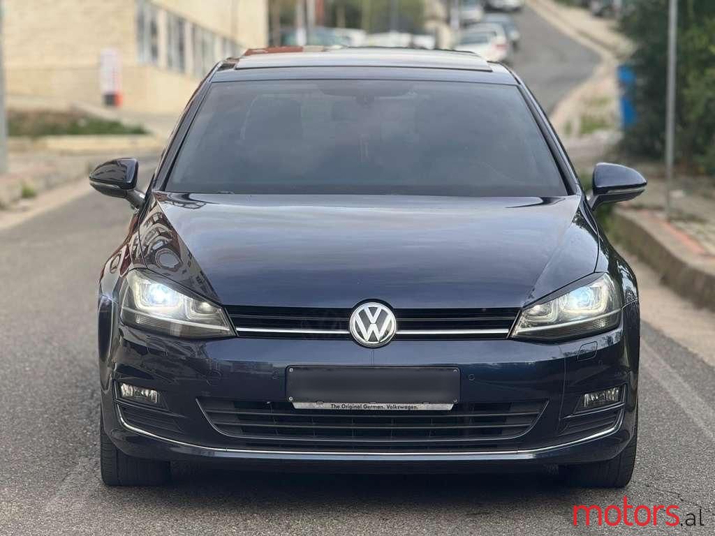 2015' Volkswagen Golf photo #2