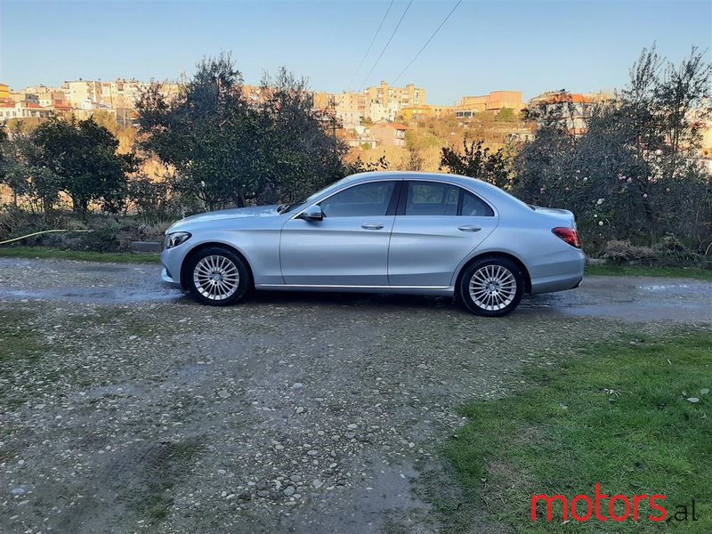 2017' Mercedes-Benz C 200 photo #5