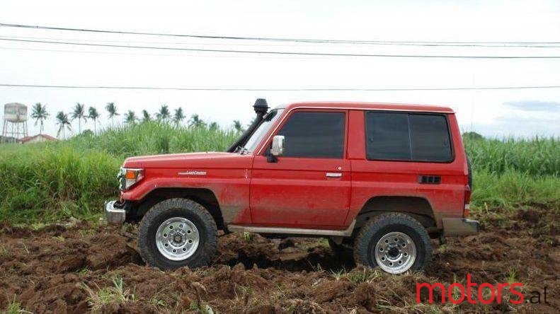 1990' Toyota Land Crusier photo #1