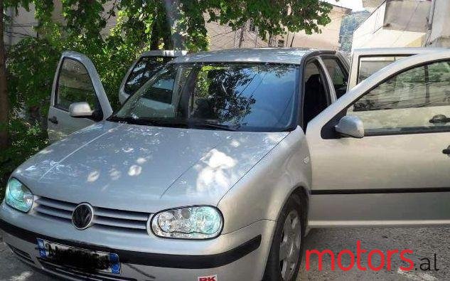 1998' Volkswagen Golf photo #1