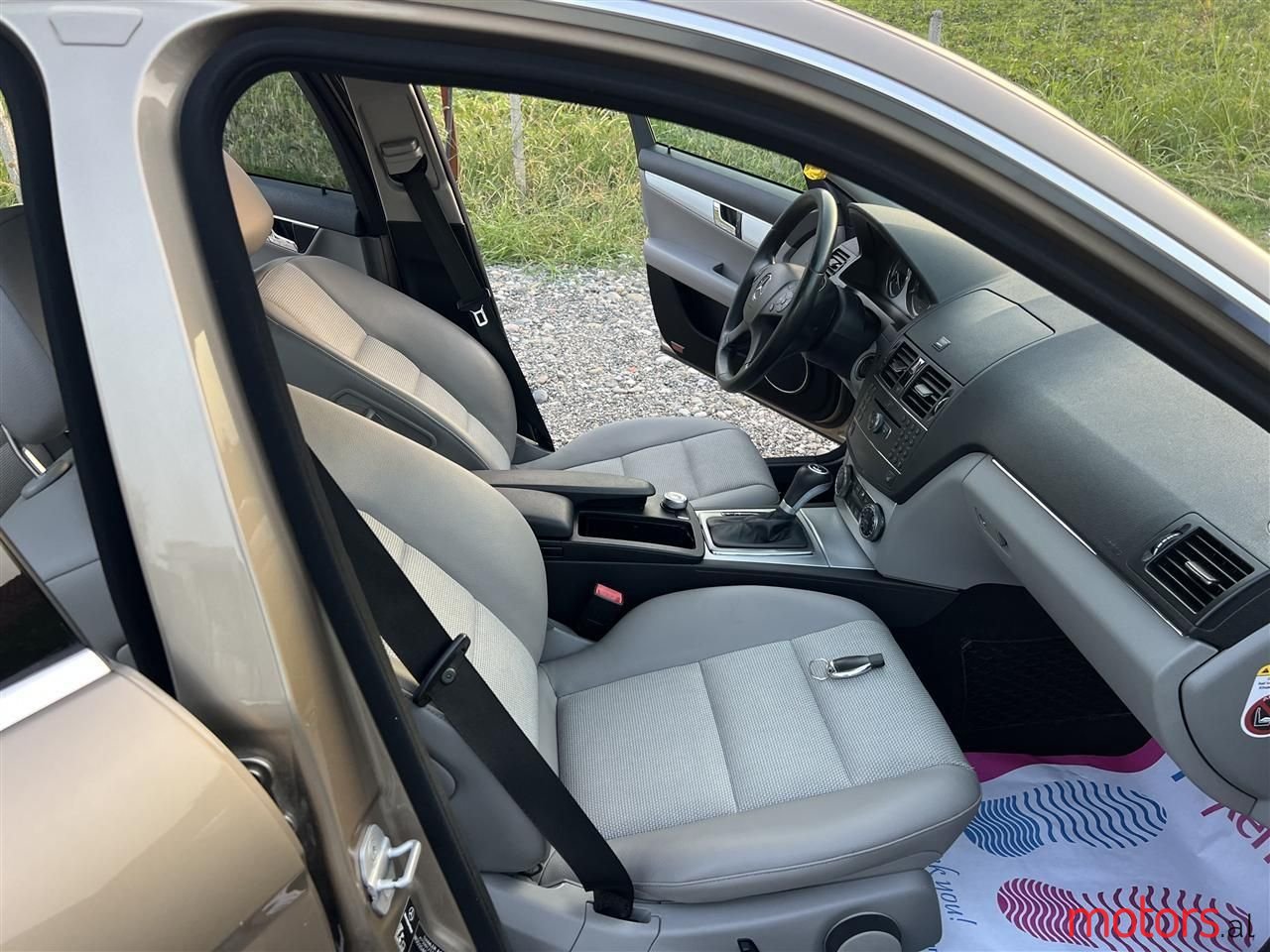 2008' Mercedes-Benz C 200 photo #6