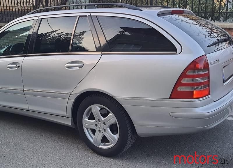 2002' Mercedes-Benz C 220 photo #3