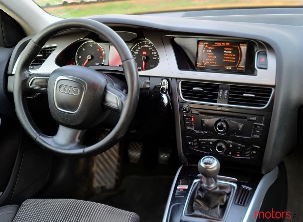 2009' Audi A4 photo #2