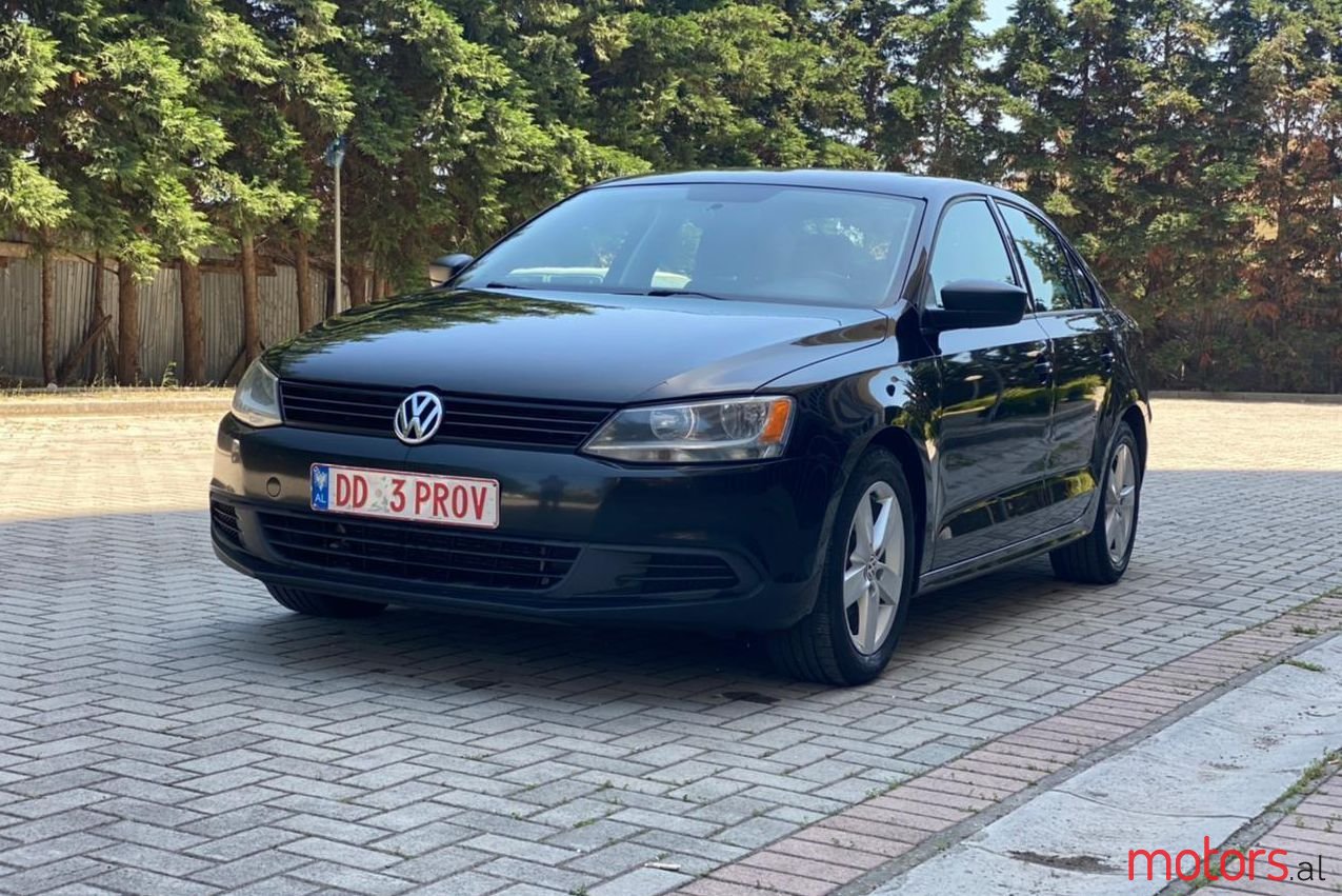 2013' Volkswagen Jetta photo #1