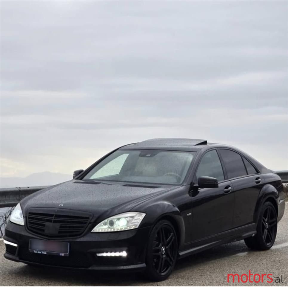 2011' Mercedes-Benz S 350 photo #1