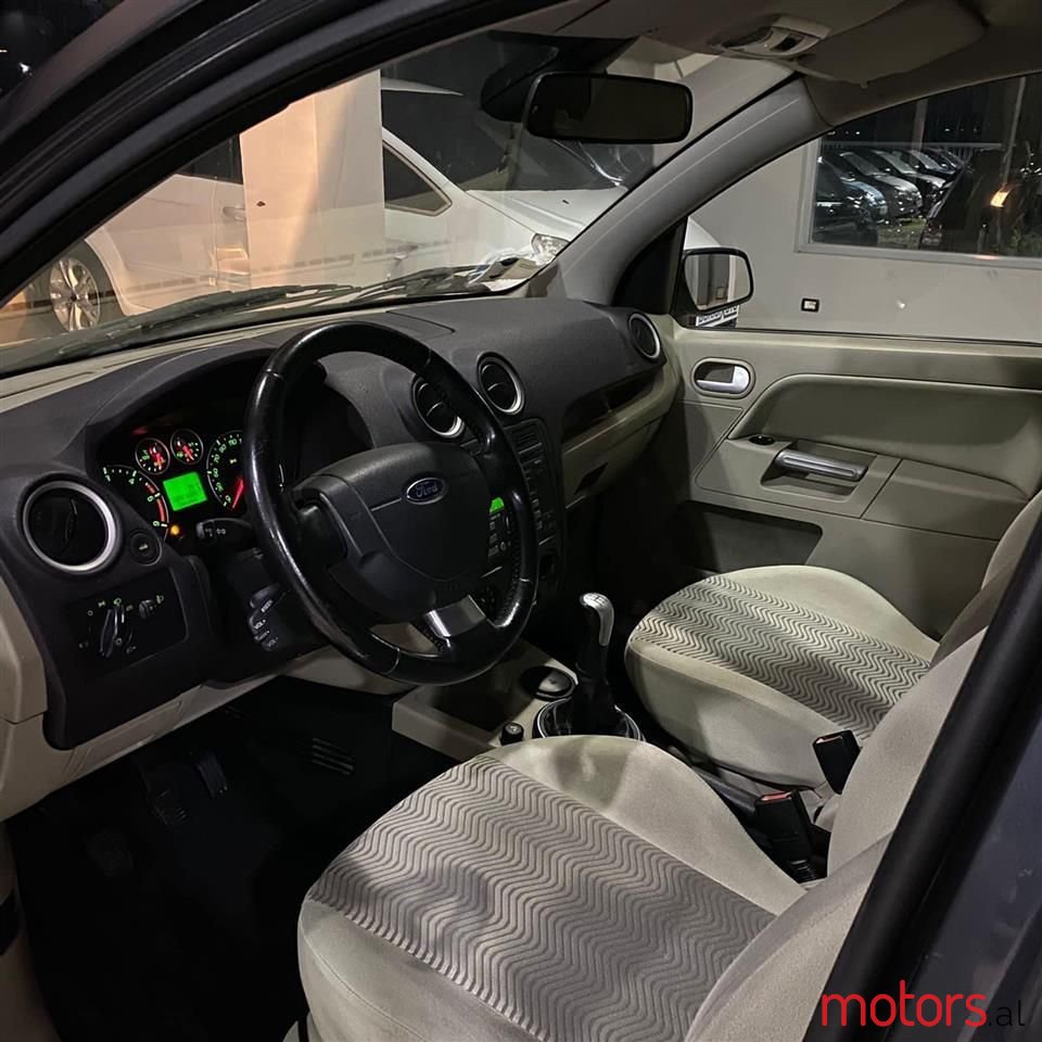 2006' Ford Fusion photo #4