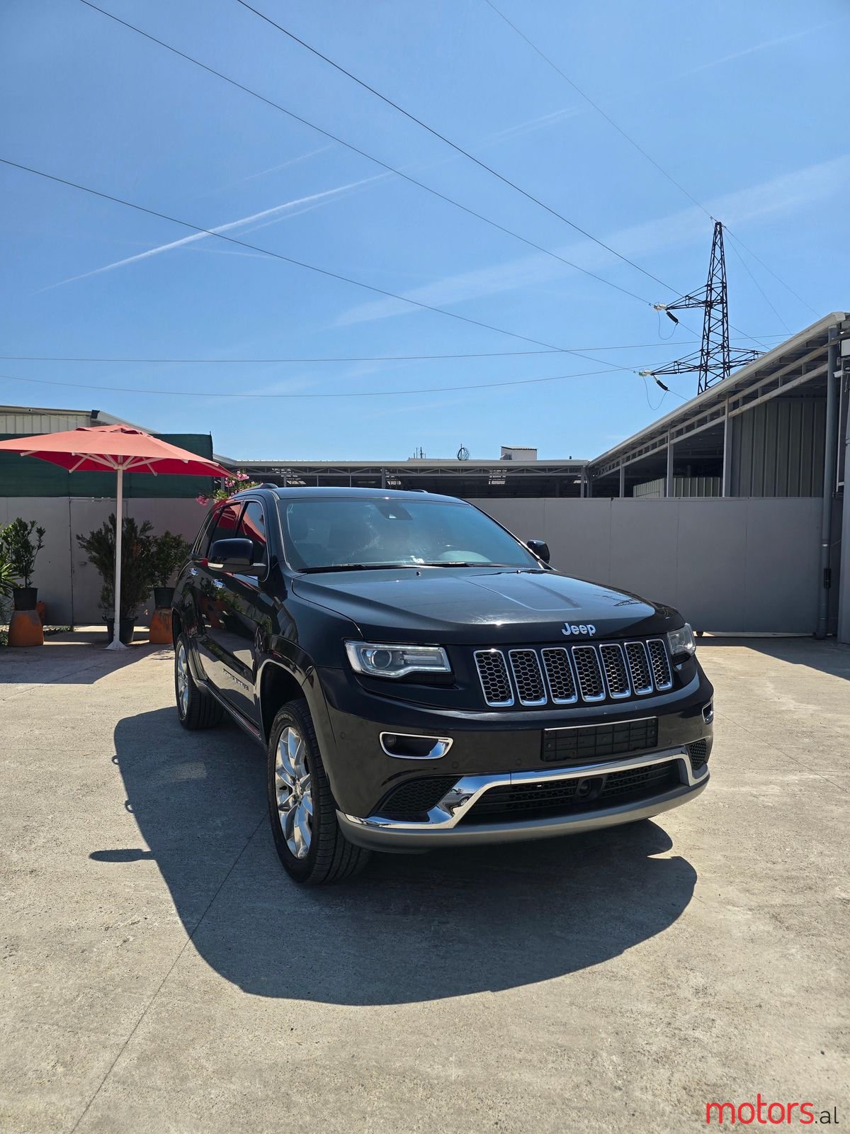 2013' Jeep Grand Cherokee photo #1