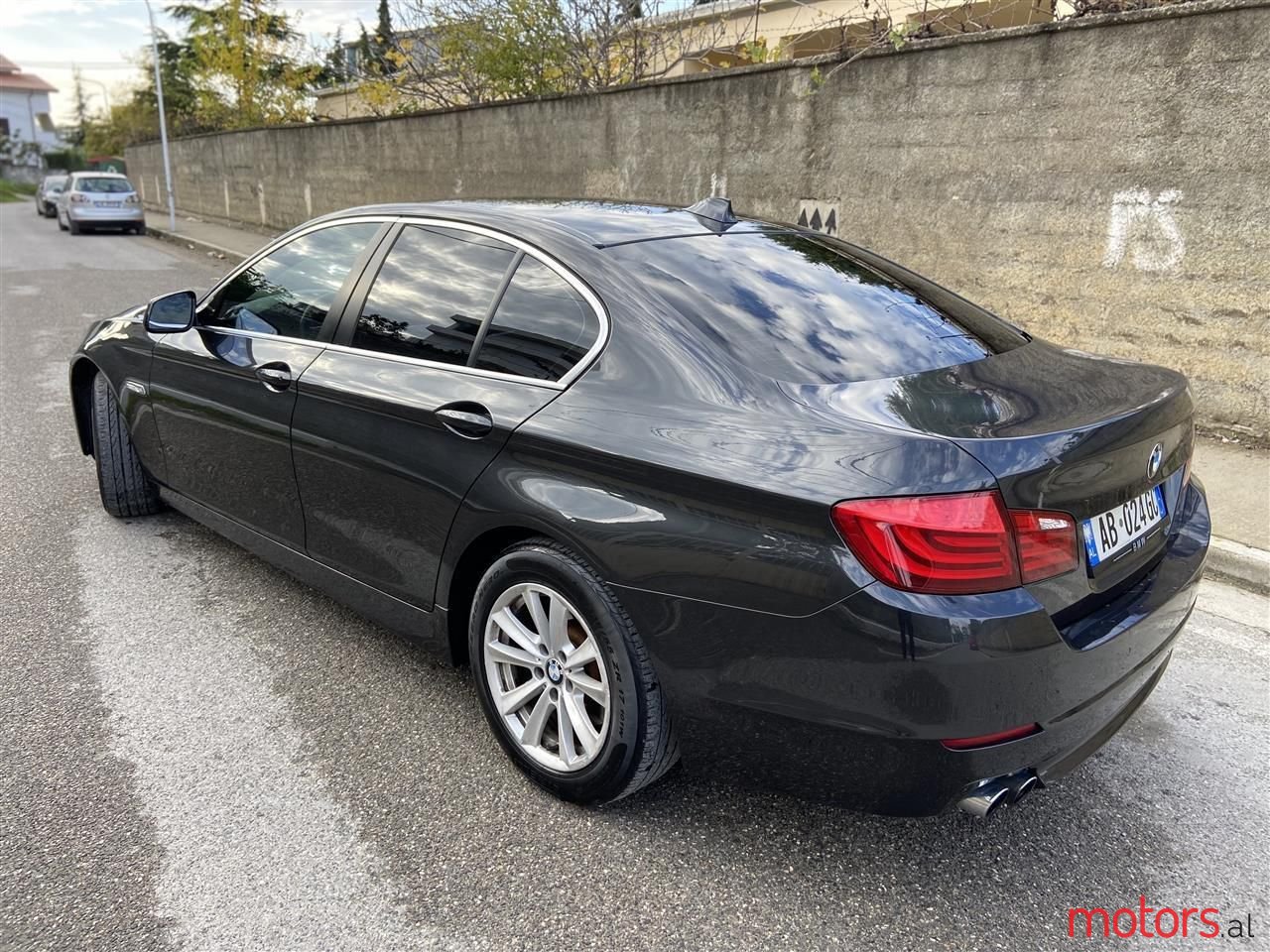 2012' BMW 520 photo #3