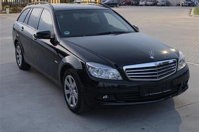2009' Mercedes-Benz C 180