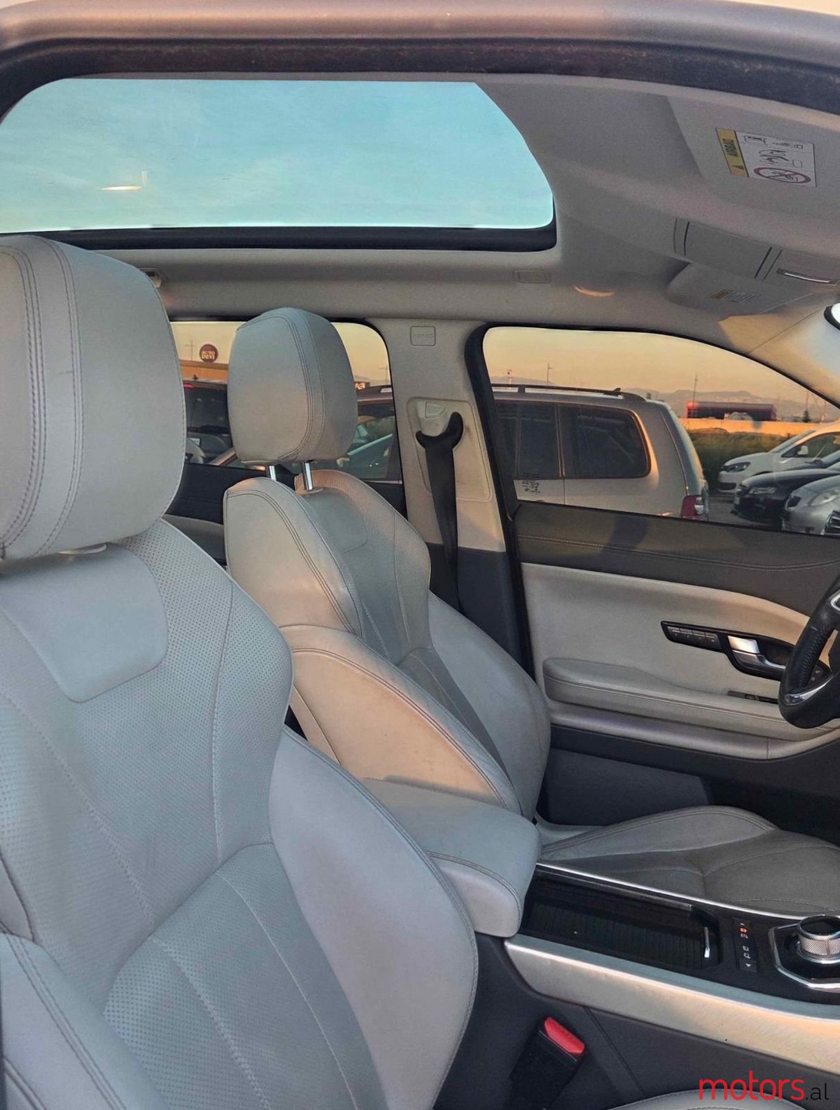 2016' Land Rover Range Rover Evoque photo #6