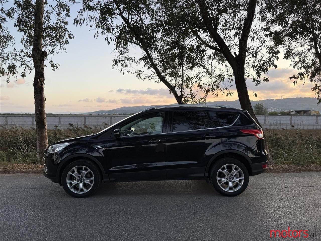 2014' Ford Kuga photo #3