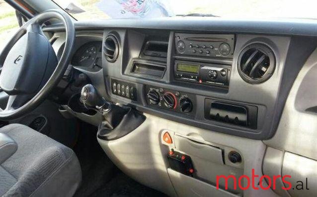 2007' Renault Mascott photo #2