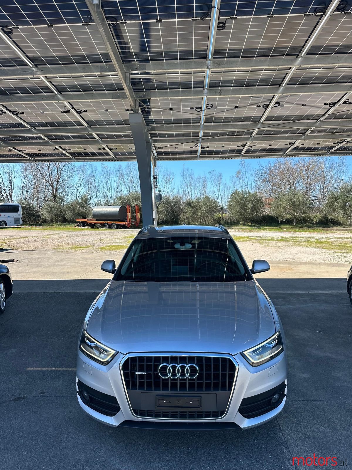 2013' Audi Q3 photo #5