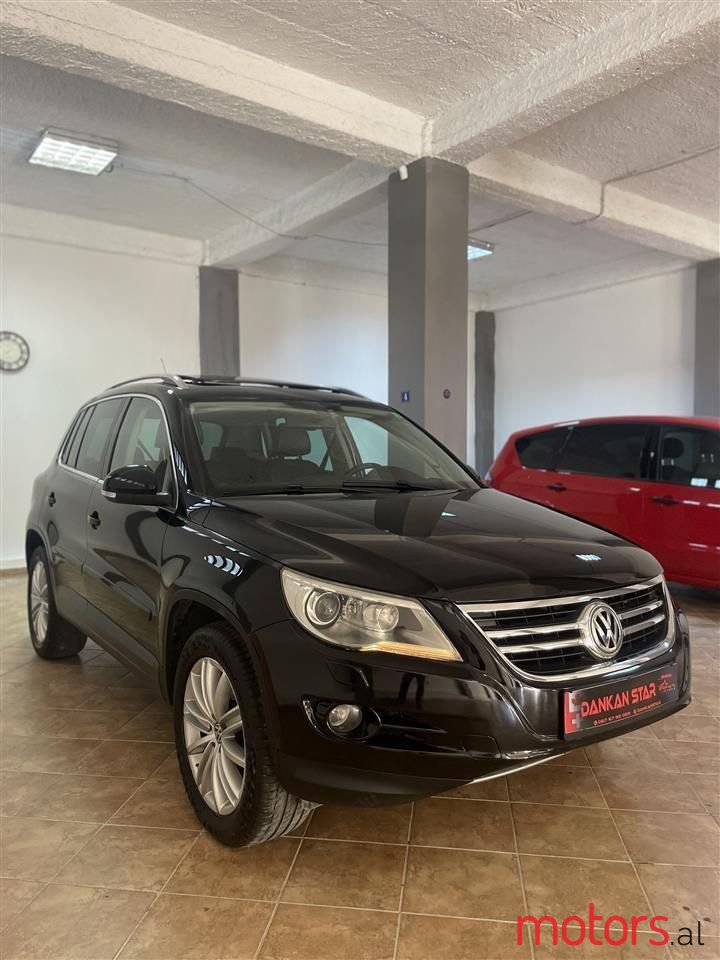 2008' Volkswagen Tiguan photo #5