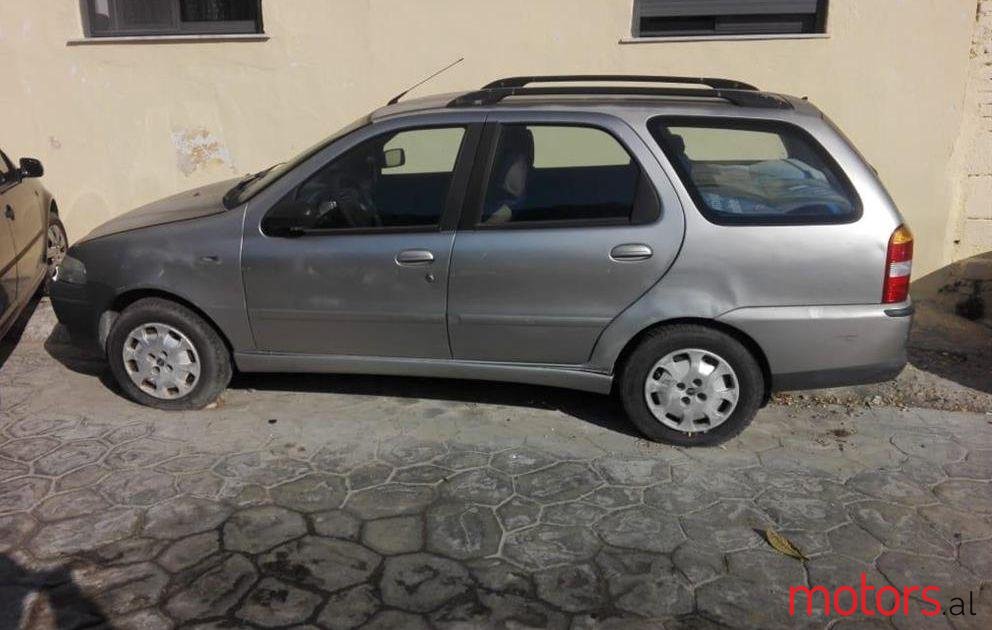 2003' Mercedes-Benz C 200 photo #3