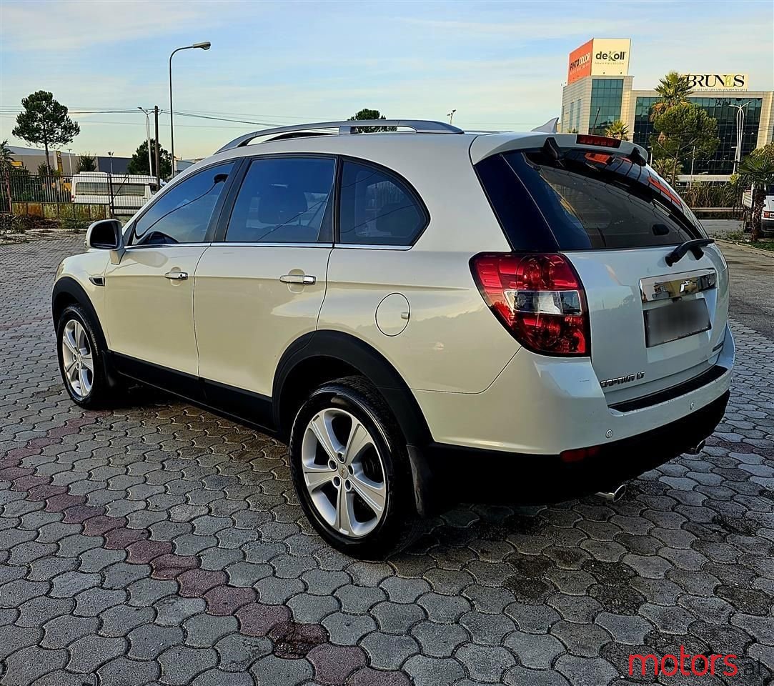2012' Chevrolet Captiva photo #4