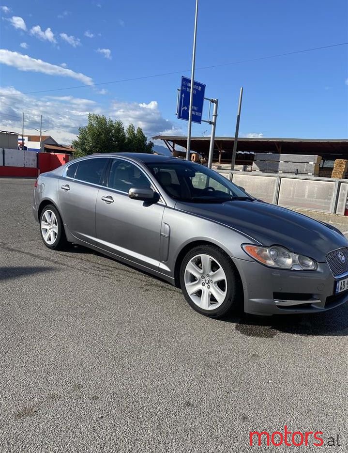 2009' Jaguar XF photo #1