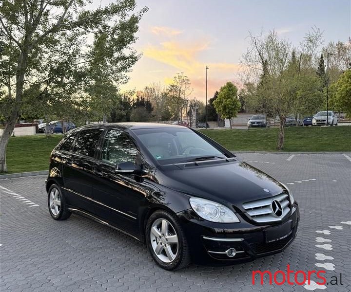 2009' Mercedes-Benz B 200 photo #3