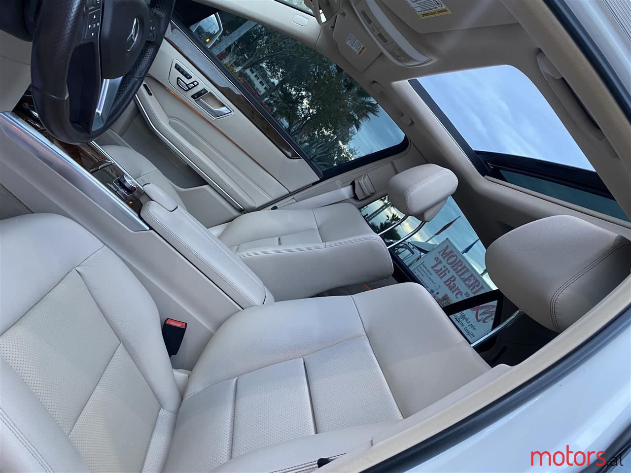 2014' Mercedes-Benz E 250 photo #4