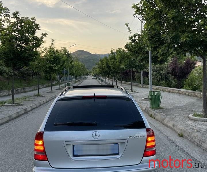 2005' Mercedes-Benz C 230 photo #3