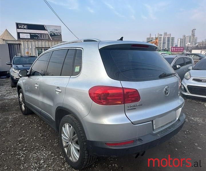 2013' Volkswagen Tiguan photo #6