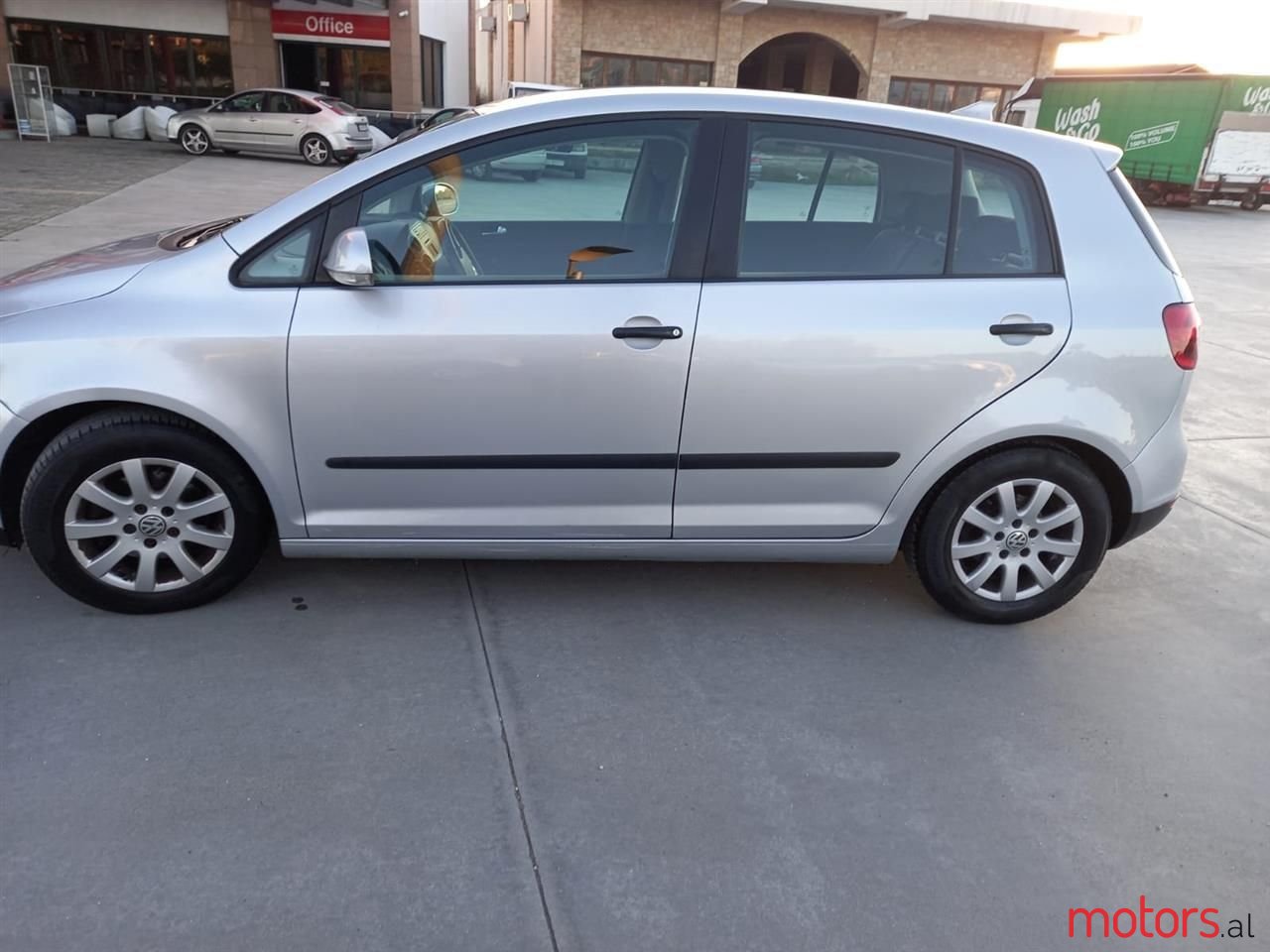 2006' Volkswagen Golf Plus photo #1