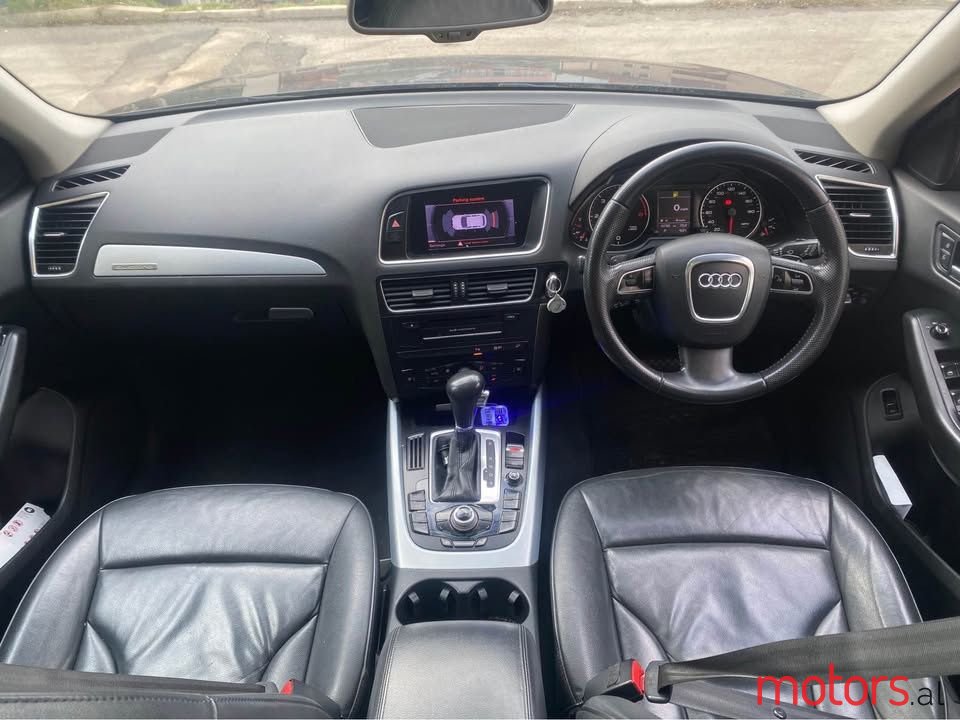 2011' Audi Q5 photo #3