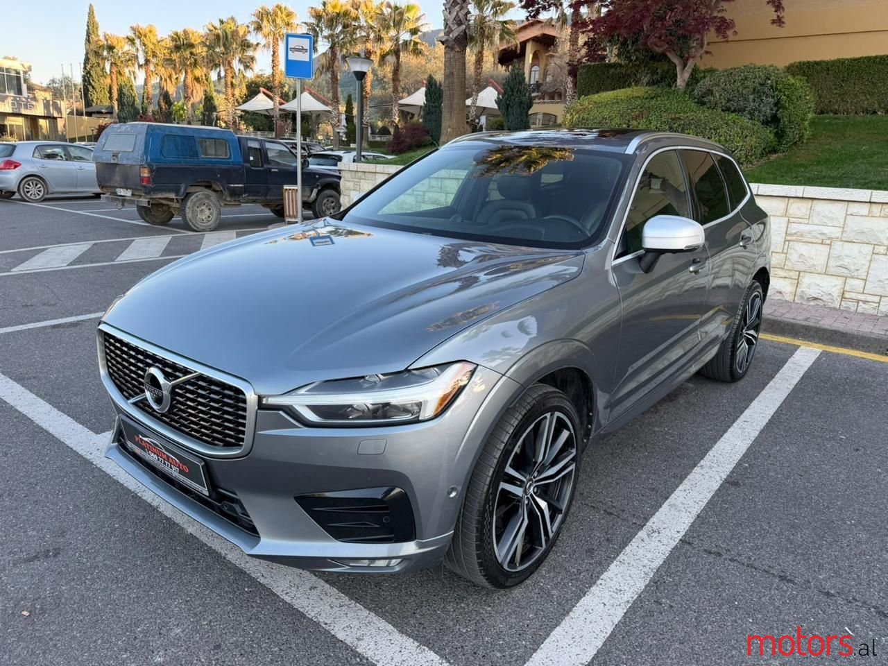 2019' Volvo Xc 60 photo #1