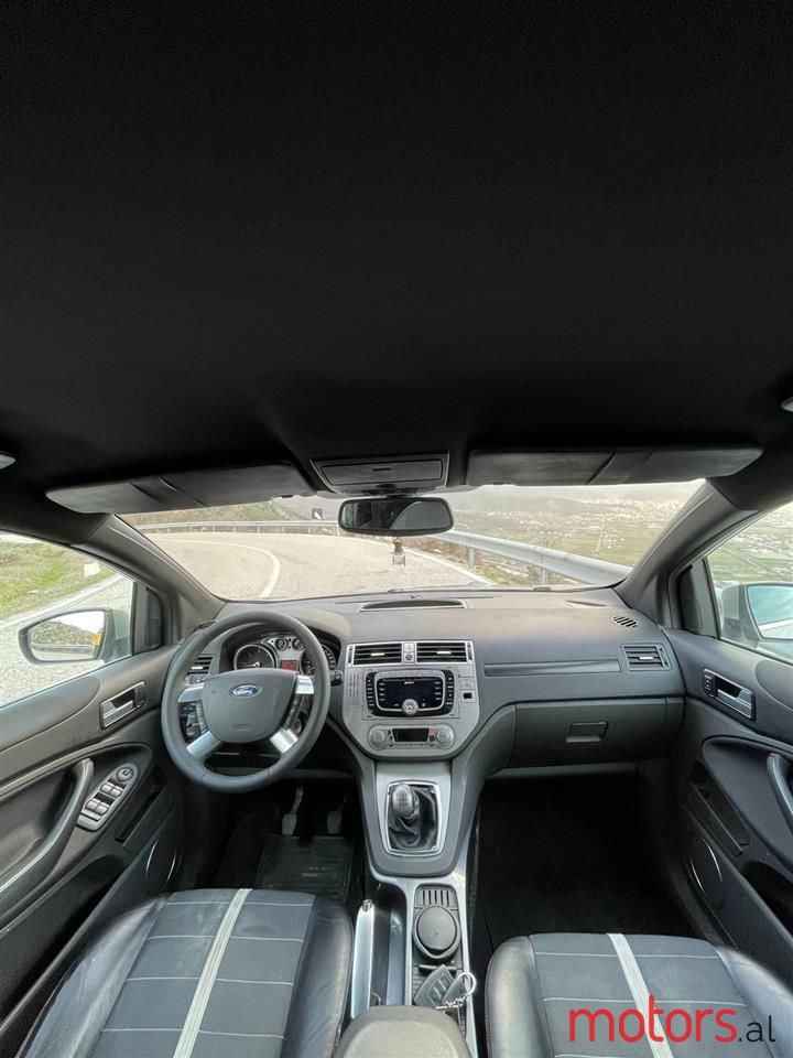 2009' Ford Kuga photo #3