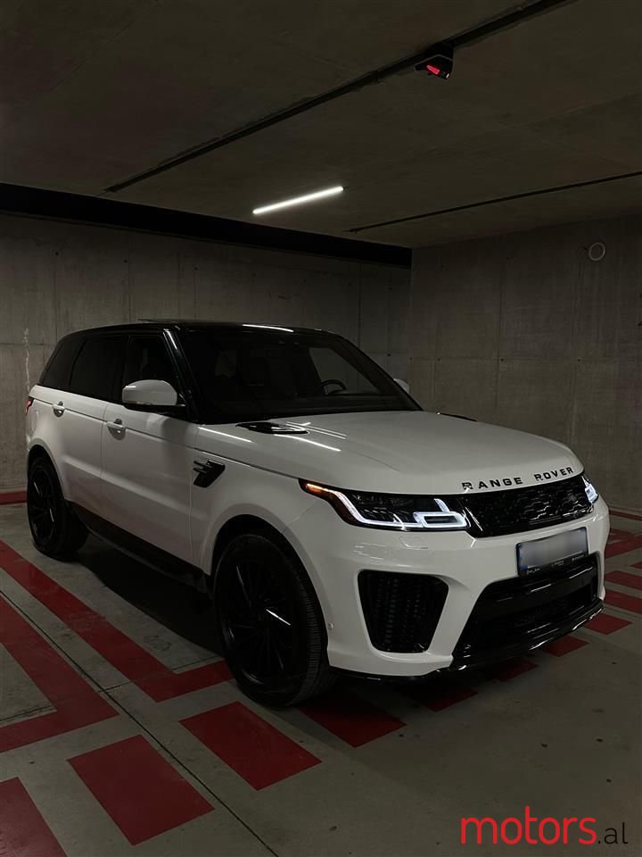 2018' Land Rover Range Rover Sport photo #2