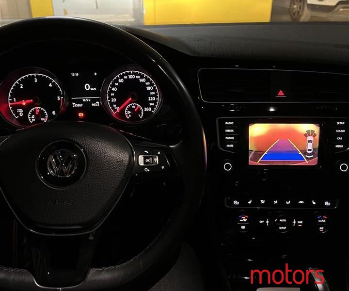 2013' Volkswagen Golf photo #4