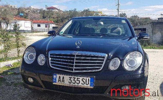 2007' Mercedes-Benz E-Class photo #1