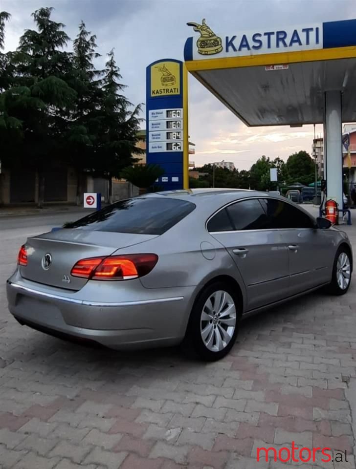 2015' Volkswagen photo #2