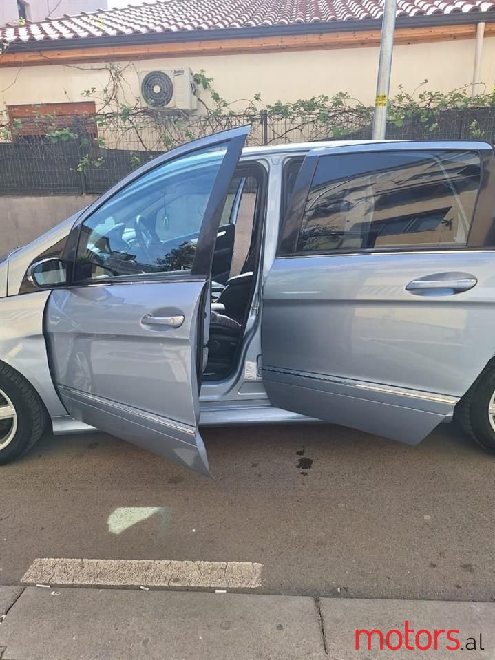 2006' Mercedes-Benz B 180 photo #6