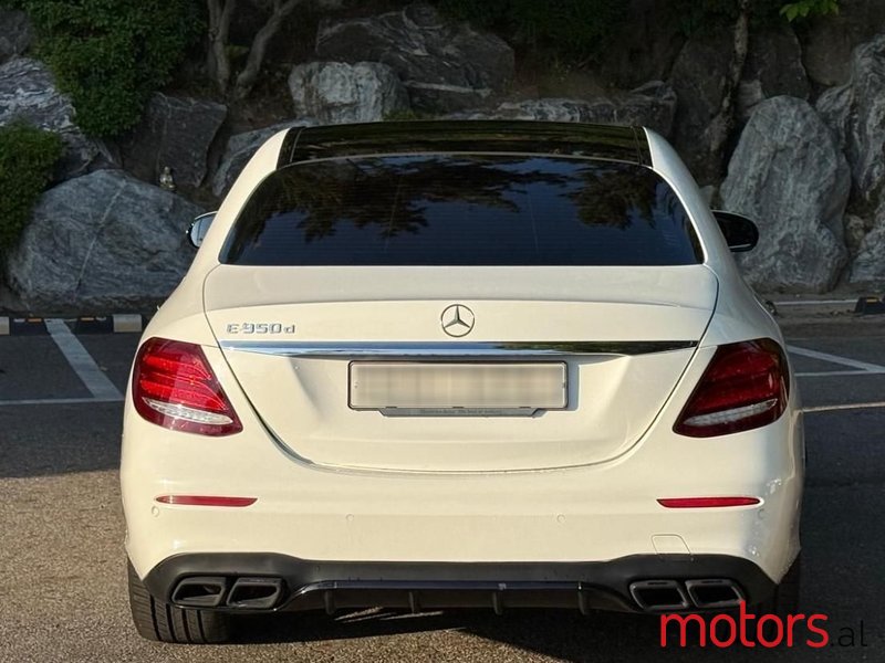 2017' Mercedes-Benz E 350 photo #4