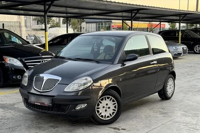 2005' Lancia Ypsilon