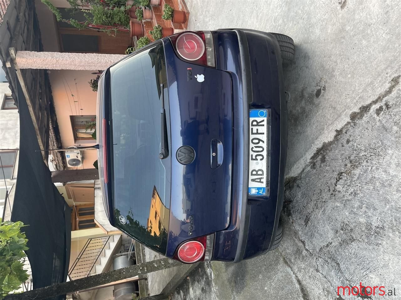 2004' Volkswagen Polo photo #3