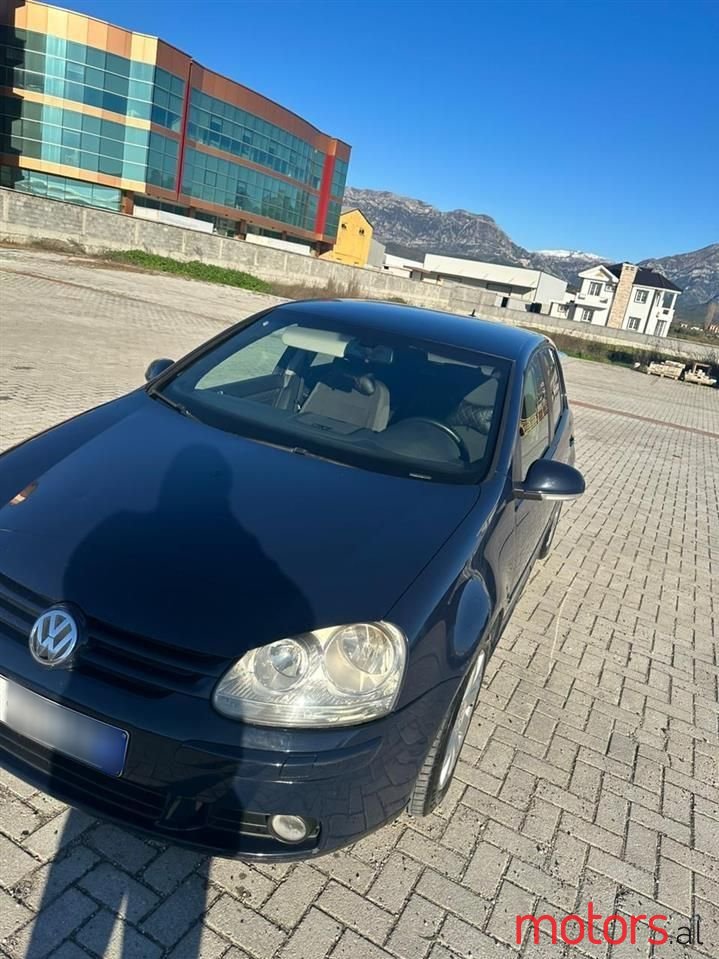 2006' Volkswagen Golf photo #3