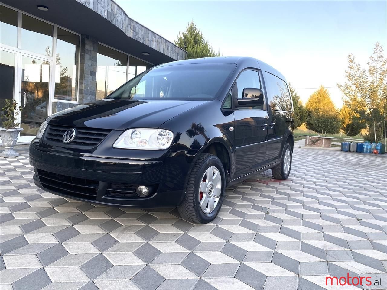 2007' Volkswagen Caddy photo #3