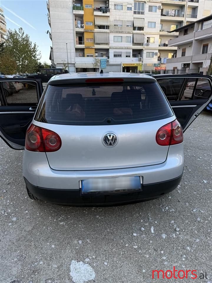 2006' Volkswagen Golf photo #3