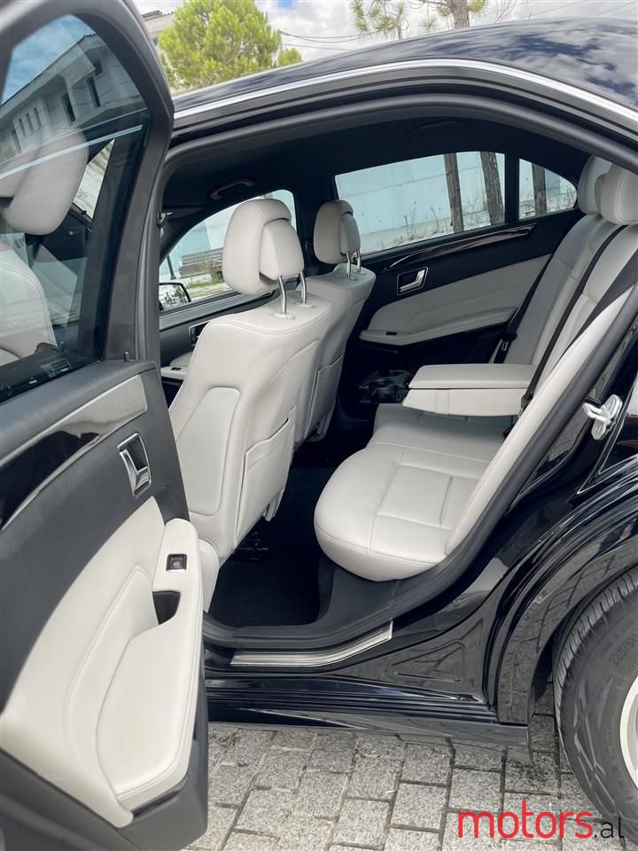 2014' Mercedes-Benz E 220 photo #5