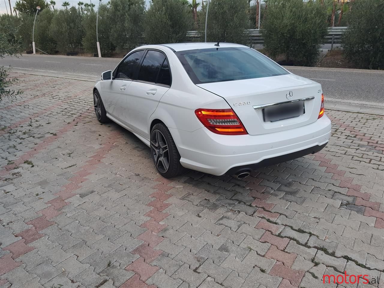 2013' Mercedes-Benz C 220 photo #6