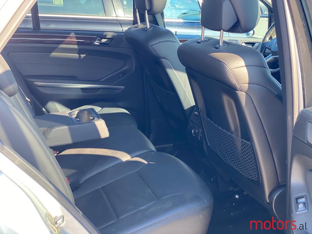 2009' Mercedes-Benz ML 320 photo #4