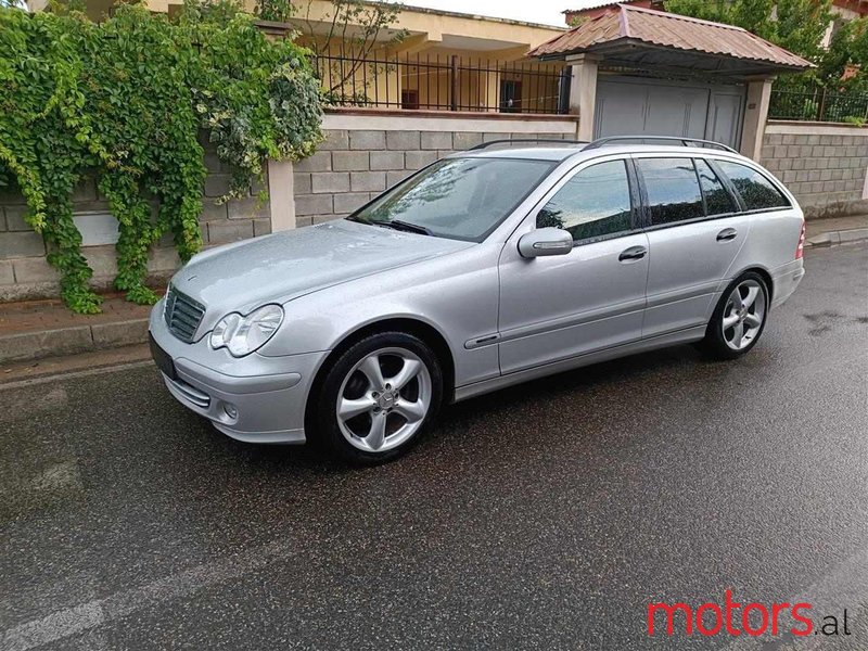 2005' Mercedes-Benz C 220 photo #6