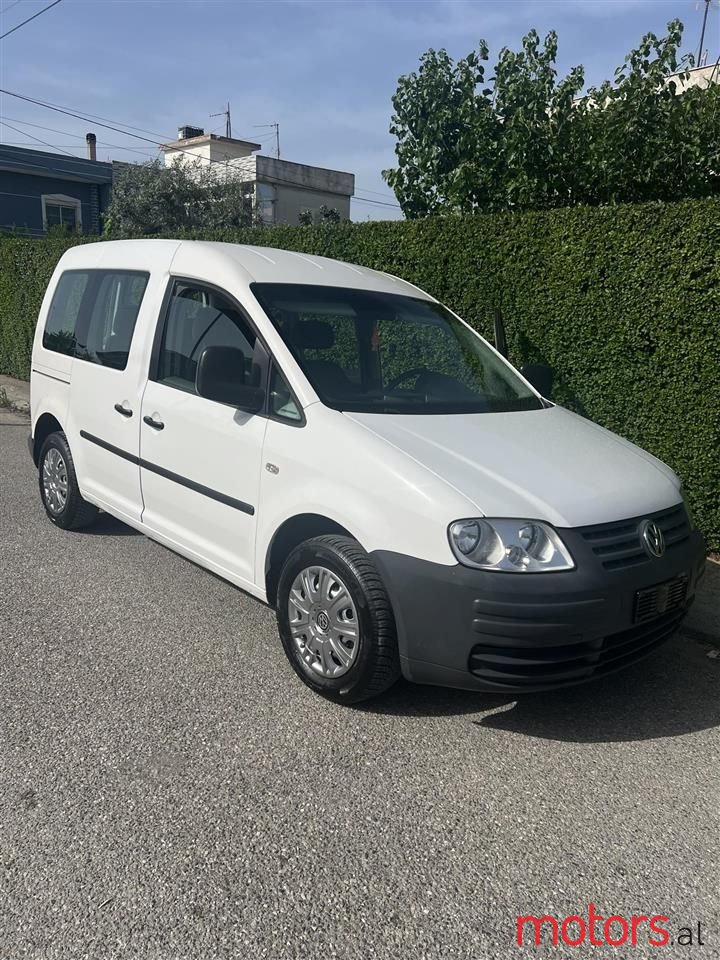 2009' Volkswagen Caddy photo #2
