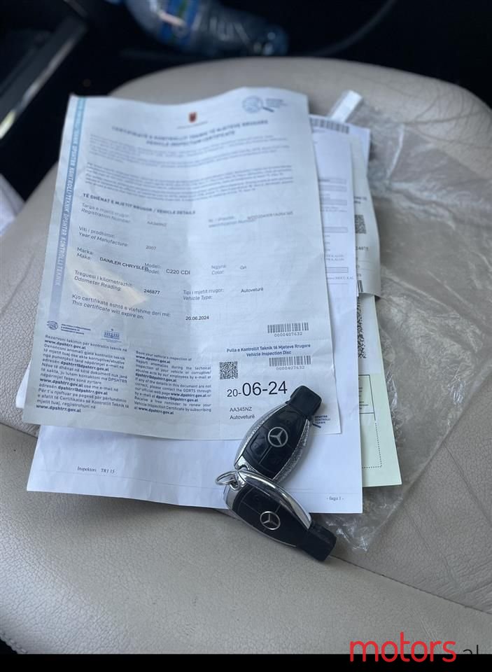 2008' Mercedes-Benz C 220 photo #3